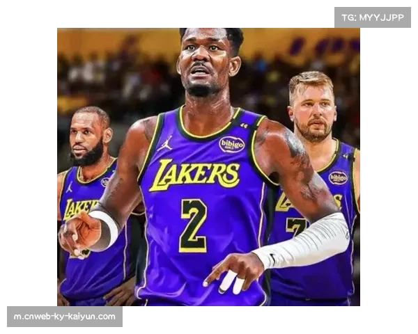 艾顿谈防守调整成果与信任体系：坚信团队凝聚力将塑造球队未来